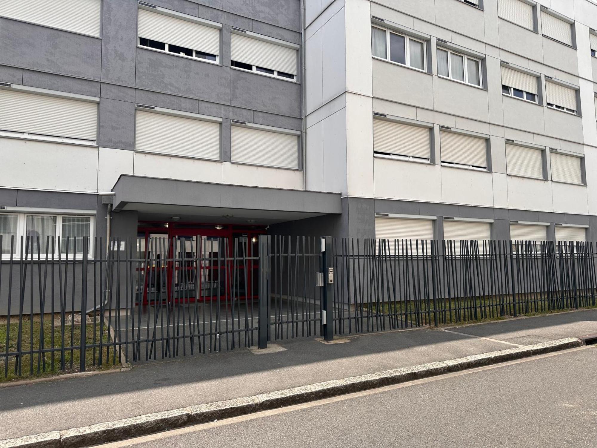 Appartement Cosy Proche De Toutes Les Commodites Orleans Ngoại thất bức ảnh