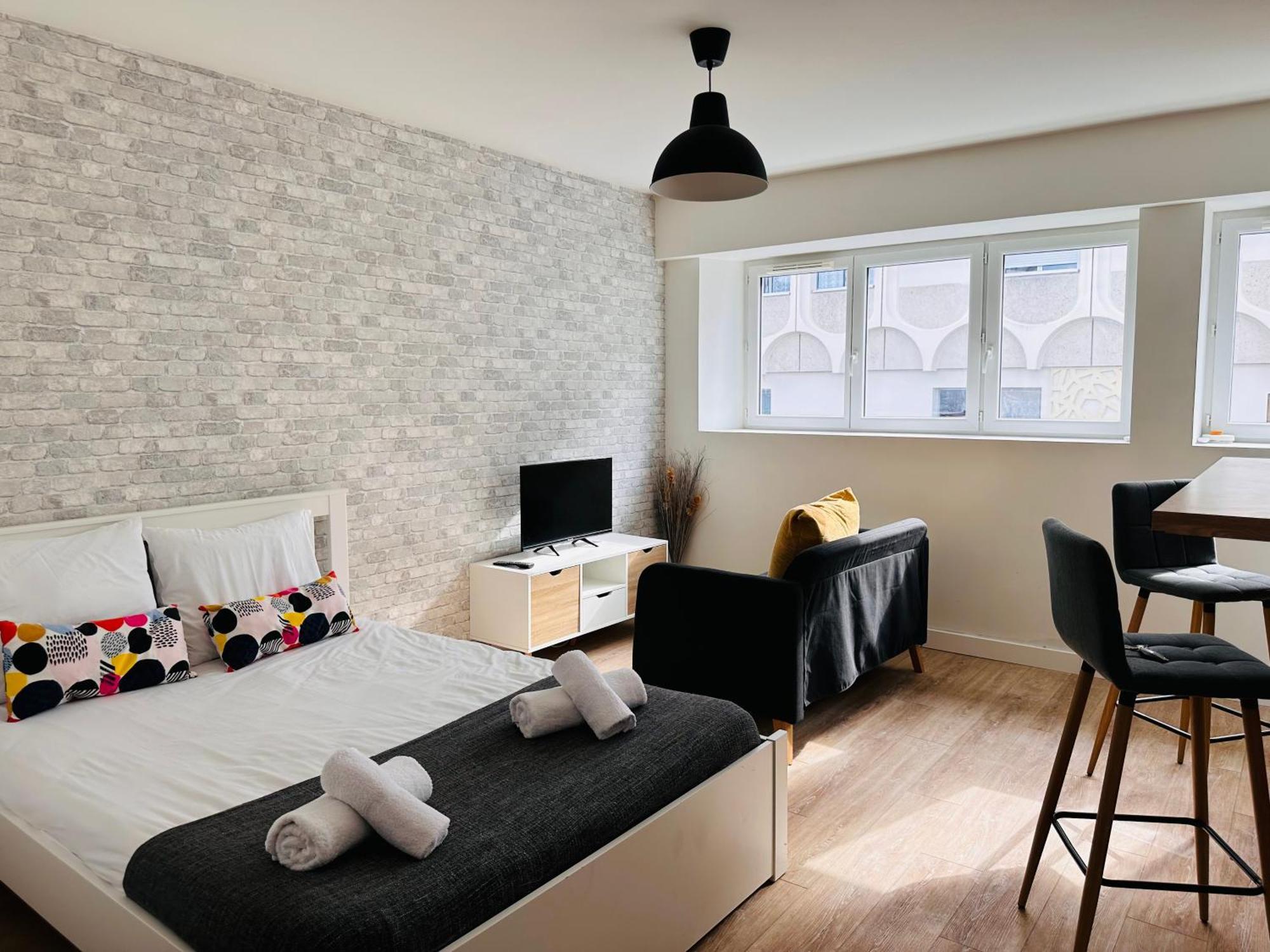 Appartement Cosy Proche De Toutes Les Commodites Orleans Ngoại thất bức ảnh